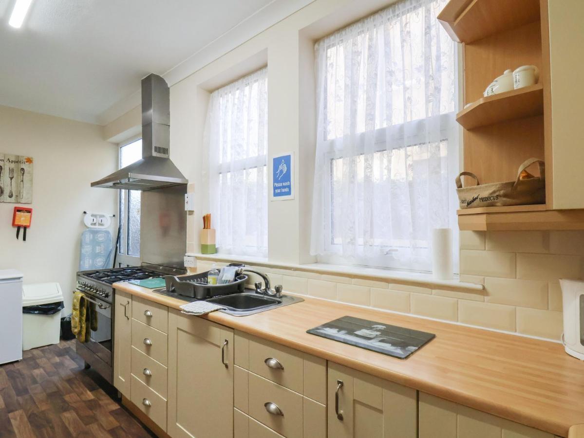 Sunnyside Holiday Apartment 1 Бринлингтон Экстерьер фото